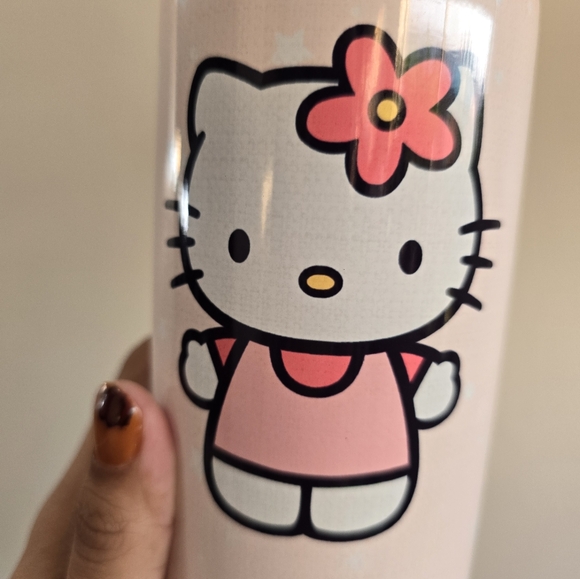 Hello Kitty 20 oz tumbler - Picture 6 of 9